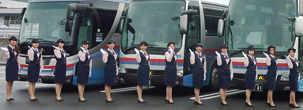 鹿児島県・南国交通観光のバスガイドさん